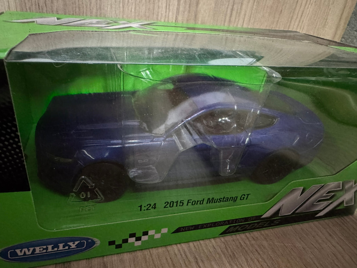 Voiture Miniature Ford Mustang GT 2015 – Welly NEX