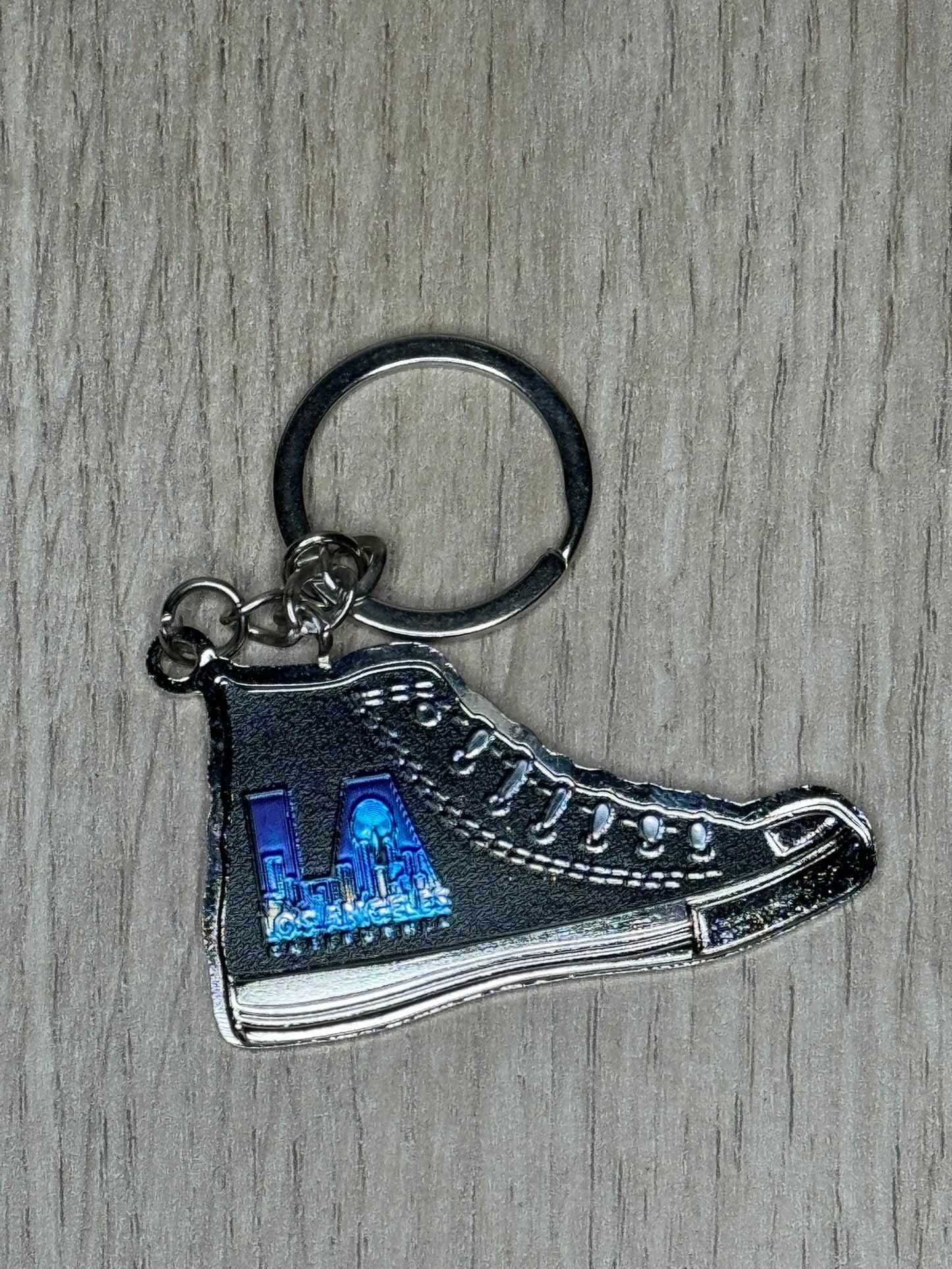 Porte-Clés Chaussure Montante "Skyline Urbaine" -Los Angeles