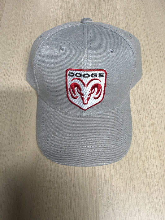 Casquette Dodge Ram Classic – Gris Sidéral &amp; Écusson Brodé