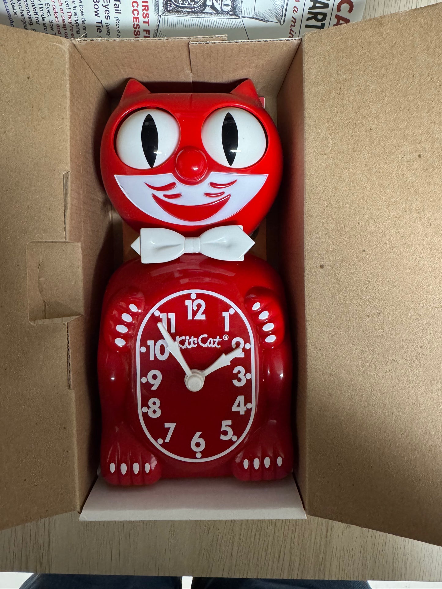 Véritable Kit-Cat Klock® – Édition Limitée "Space Cherry" (Modèle BC-52)