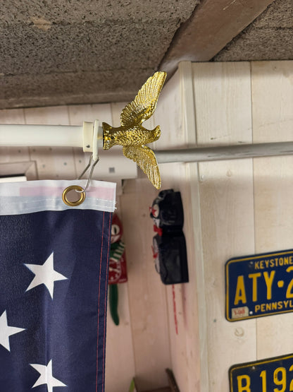 Drapeau Américain Classique "Stars and Stripes" avec mat – Couleurs Éclatantes & Toile et aigle