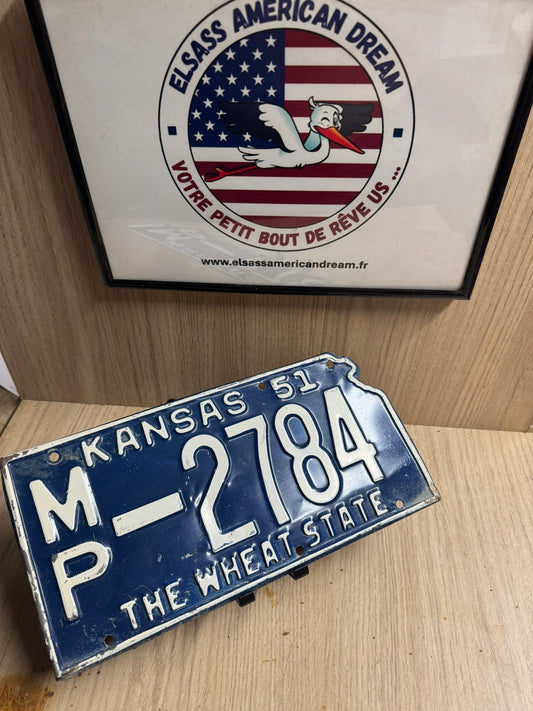 Plaque d'Immatriculation US Ancienne Kansas 1951 – Édition Découpée "The Wheat State" (MP-2784)