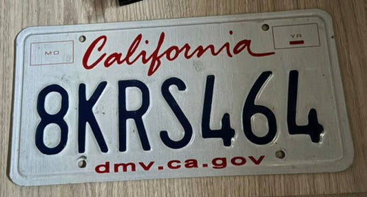 🚘 Plaque d’Immatriculation – Californie "8KRS464" – Série Standard (sans sticker)