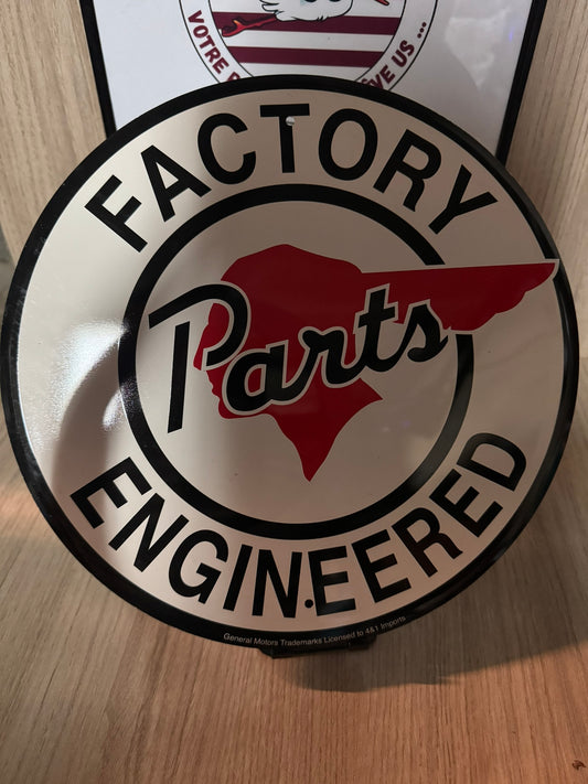 Plaque Métal Pontiac Factory Engineering – Parts Center avec Tête Indienne – Style Rétro US
