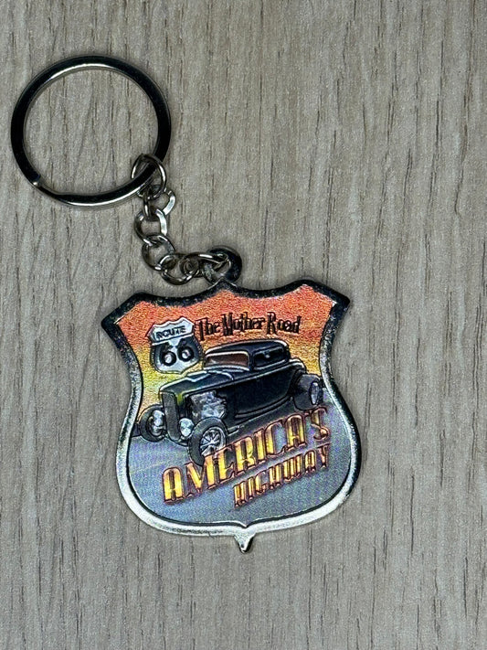 Porte-Clés Badge Vintage "Route 66 - The Mother Road" avec Hot Rod