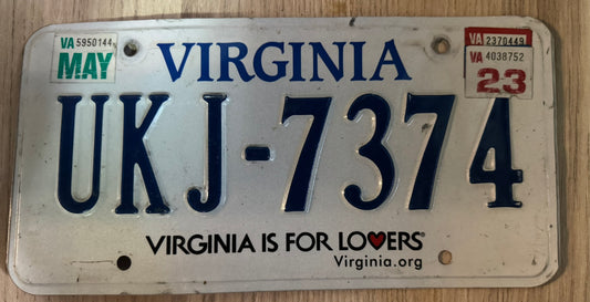 🚘Plaque d’Immatriculation USA – Virginia "UKJ-7374" – Virginia is for Lovers